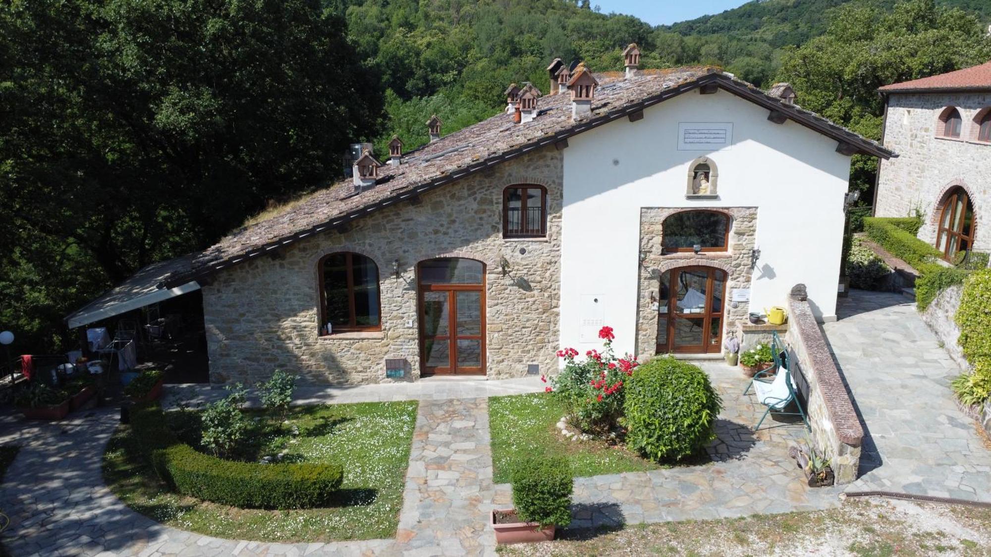 ברברינו די מוג'לו Casa Vacanze Borgo La Fratta מראה חיצוני תמונה