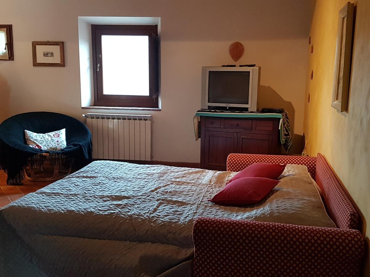 ברברינו די מוג'לו Casa Vacanze Borgo La Fratta מראה חיצוני תמונה